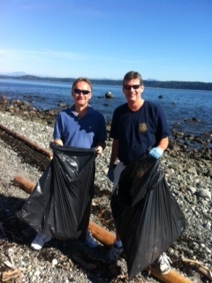  The Campbell River Rotary Club - Beach Clean Up 2014 